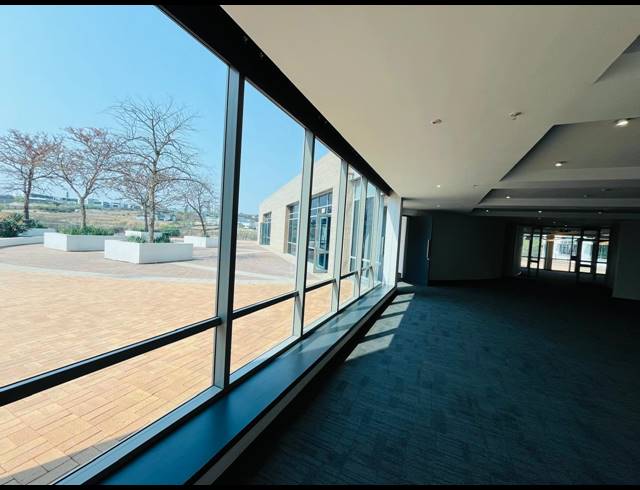 2,050M² OFFICE TO LET IN WATERFALL
